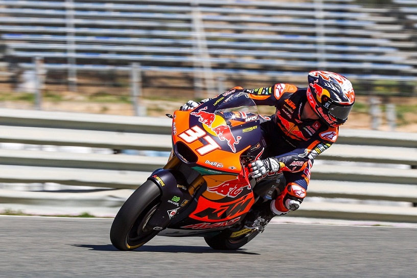 Pedro Acosta comienza test de Moto2 en Portimao