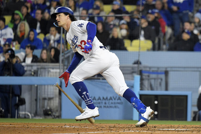 Ofensiva de Dodgers consigue triunfo 8-2 sobre Diamondbacks