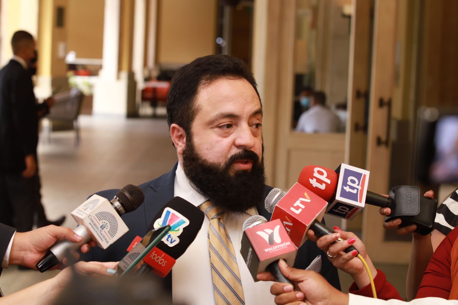 "Nadie va a detener los cambios de los Pueblos": Luis Redondo