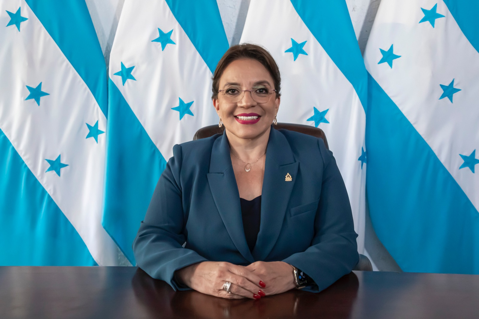 Xiomara Castro saluda a España