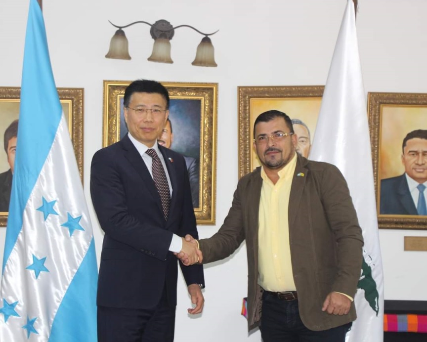 Histórica visita a la AMHON del Embajador de la República de China en Honduras