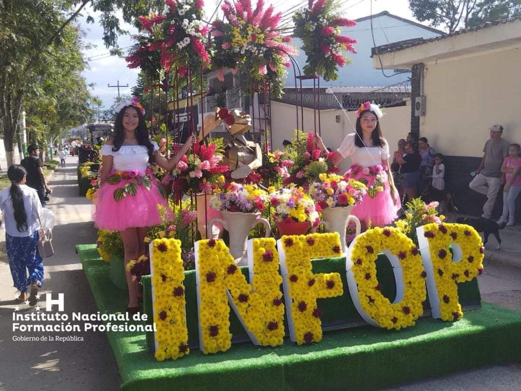 INFOP estuvo presente en el Gran Festival de las Flores