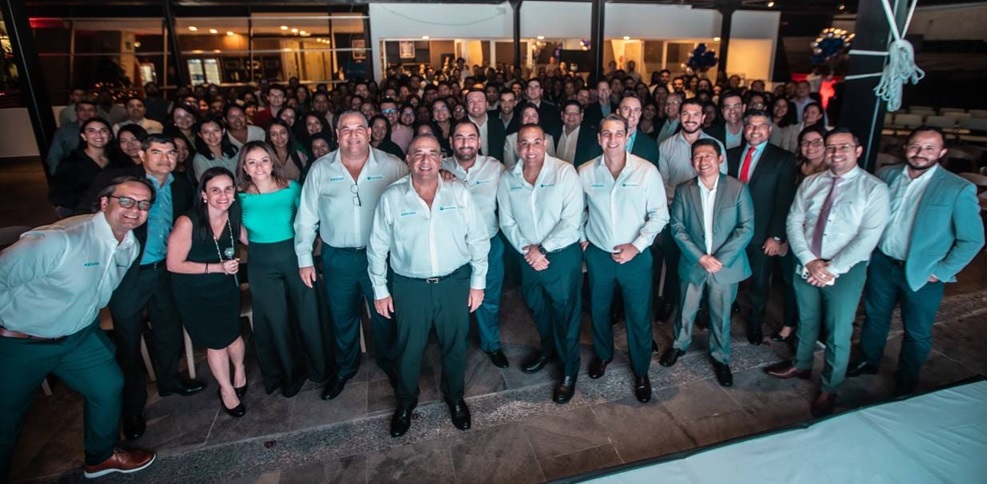 Grupo Ficohsa fortalece su presencia regional al iniciar operaciones en El Salvador
