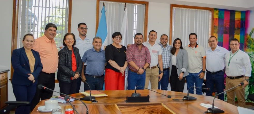 AMHON y SESEAL se unen para impulsar descentralización