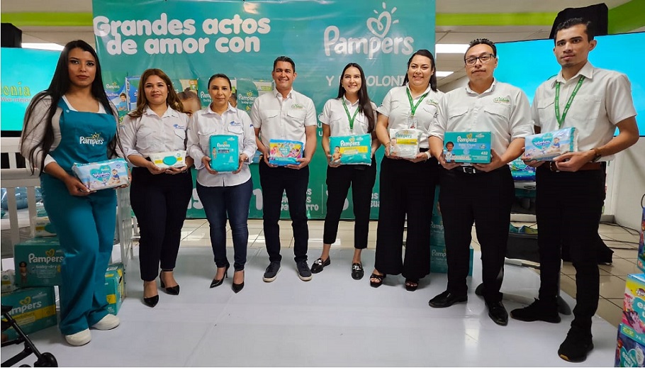 Supermercados La Colonia lanza la fabulosa promoción “Grandes actos de amor con Pampers”