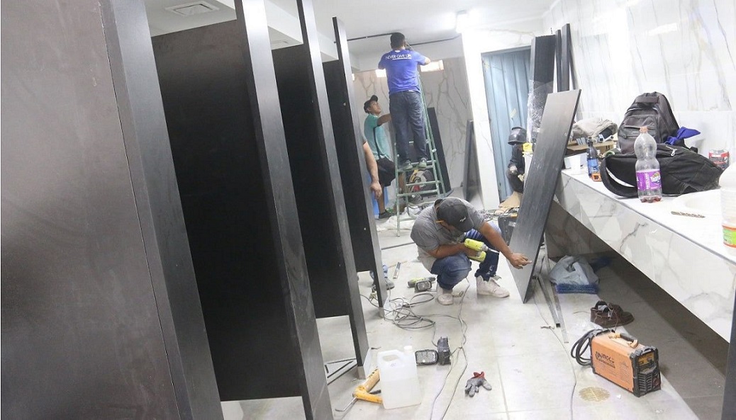 Parque Central capitalino ya cuenta con baños públicos