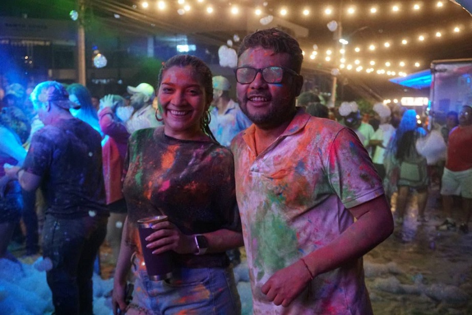 Todo un éxito el "Festival del Color de la capital"