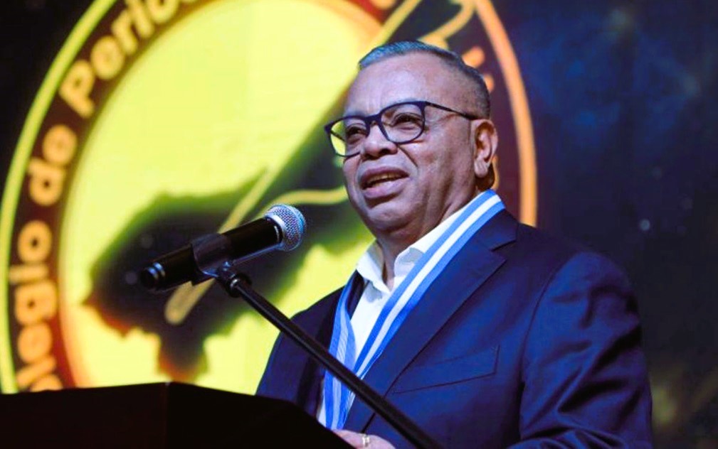 Eduardo Maldonado contempla Candidatura Presidencial