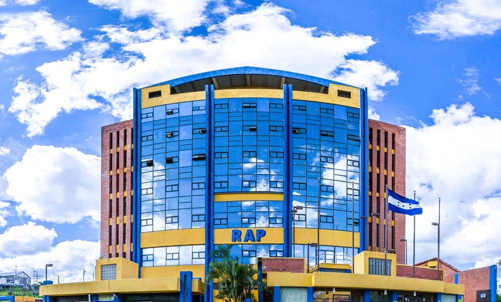 RAP insta al Congreso a restituir derechos laborales de trabajadores