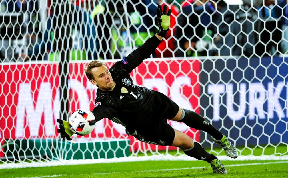 Manuel Neuer Rompe Récord en la Eurocopa