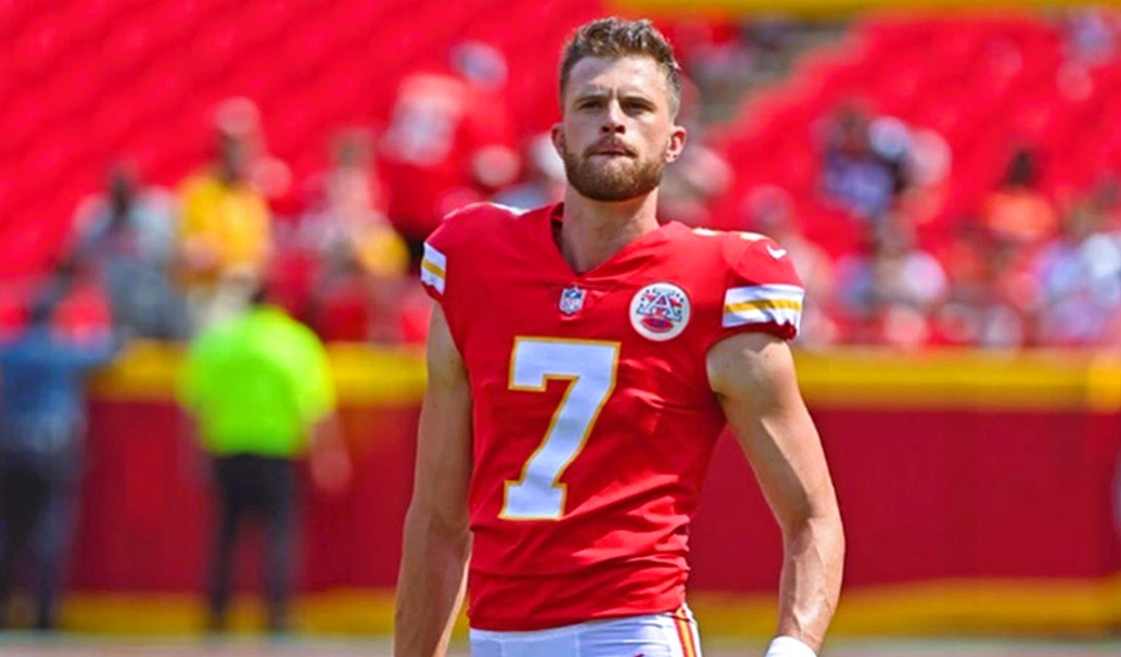 Harrison Butker firma contrato millonario
