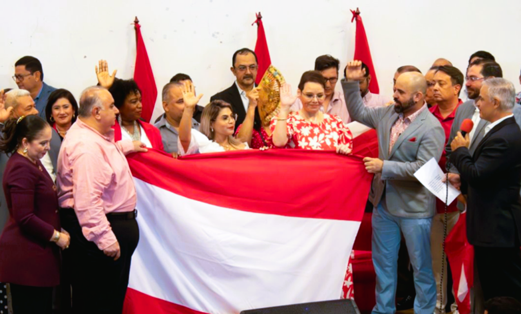 Diputada Beatriz Valle juramentada en Partido Liberal