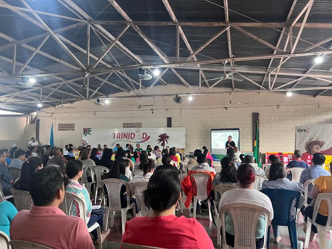 AMHON: 𝗧𝗿𝗶𝗻𝗶𝗱𝗮𝗱 𝗱𝗲𝗺𝗼𝘀𝘁𝗿𝗮 𝗹𝗶𝗱𝗲𝗿𝗮𝘇𝗴𝗼 𝗲𝗻 𝗲𝗱𝘂𝗰𝗮𝗰𝗶𝗼́𝗻 𝗰𝗼𝗻 m𝘂𝗻𝗶𝗰𝗶𝗽𝗶𝗼𝘀 c𝗮𝗺𝗽𝗲𝗼𝗻𝗲𝘀