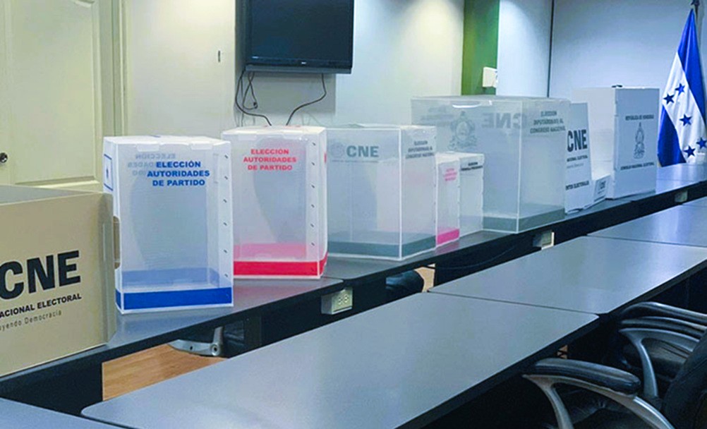 CNE define posiciones en papeletas de elecciones primarias 2025