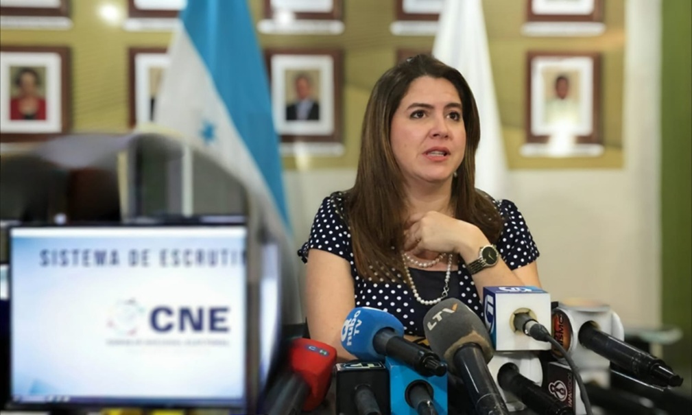 CNE notifica irregularidades en nominas para primarias 2025