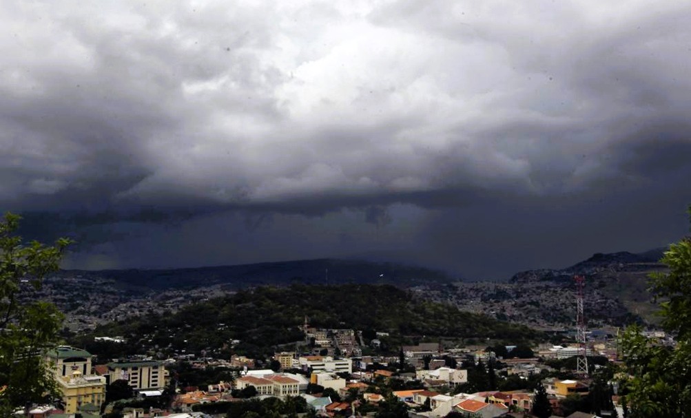 Cuña de alta presión traerá lluvias a varias regiones en Honduras