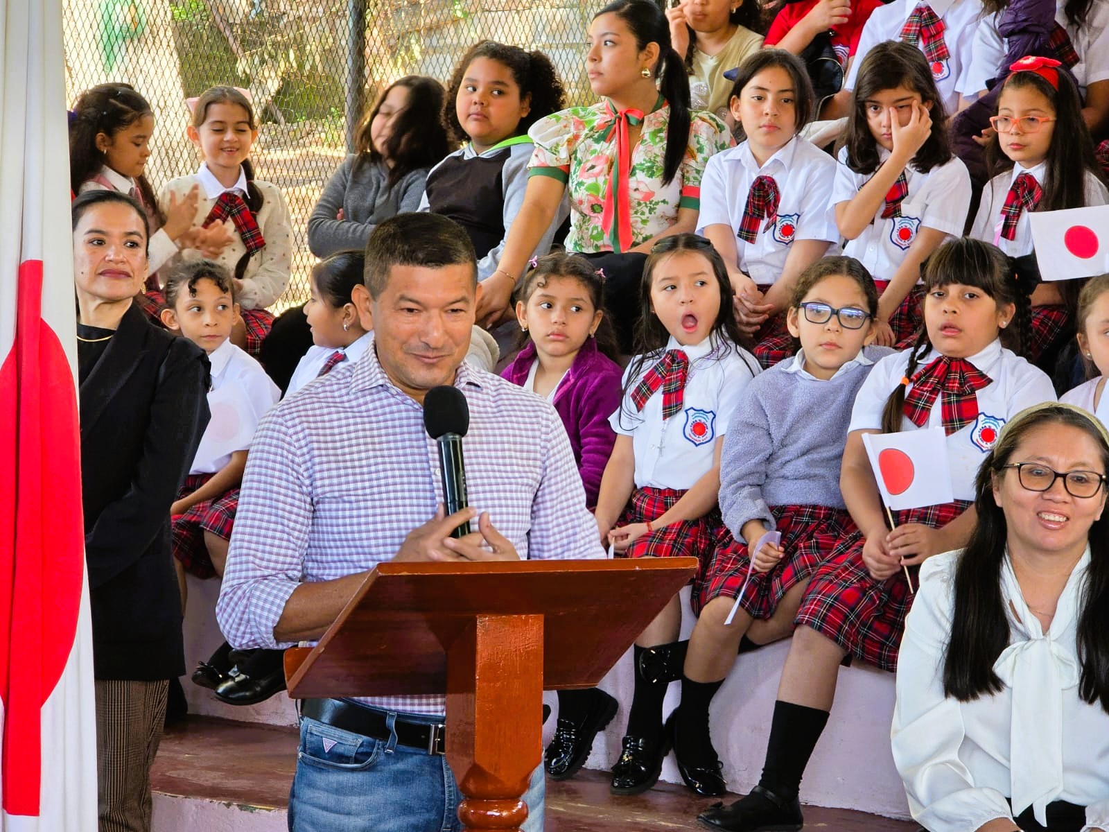 Gelsi Bonilla, representante del programa Dona un Aula.