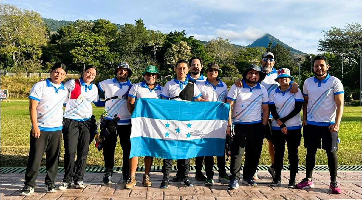 Honduras participa en la Copa Volcanes de Tiro con Arco