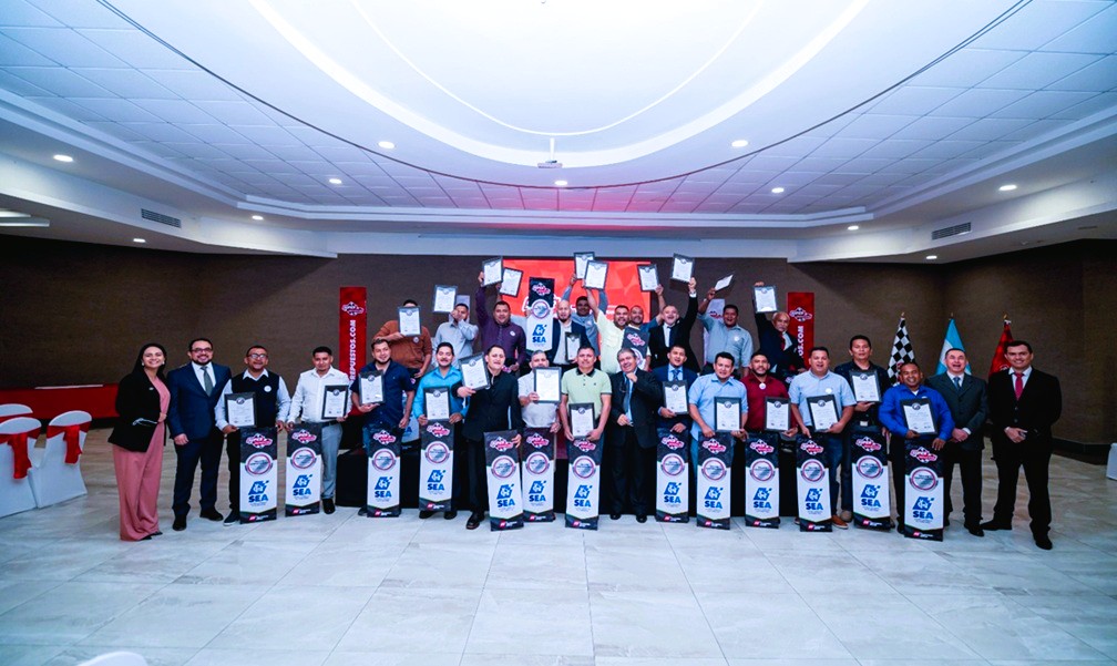 Super Repuestos impulsa futuro automotriz en Honduras