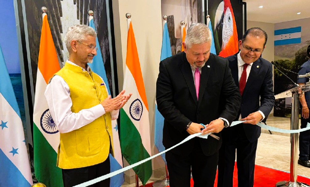 Honduras abre embajada en India-- fortalece presencia en Asia