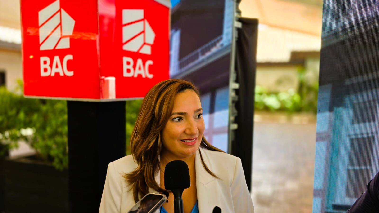 Mónica Arita, gerente de Comunicación e Imagen Corporativa de BAC Credomatic 