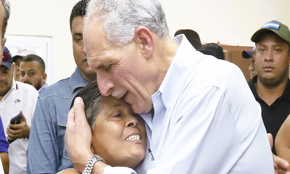 “Papi” juramenta comités de campaña en Valle