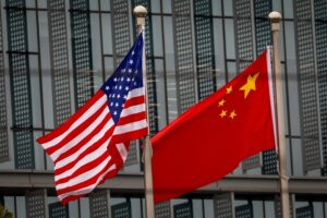 EE.UU. amenaza a China con aumentar los aranceles