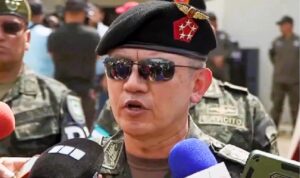 FFAA colaborarán con el CNE sin ceder su mando, aclara alto jefe militar