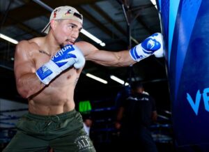 Emiliano Vargas apunta a Teófimo López