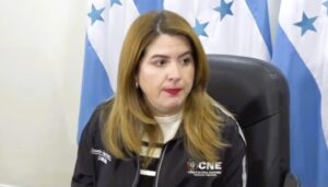 Cossette López ve cerca consenso: “Humo blanco en el CNE beneficiaría al pueblo”