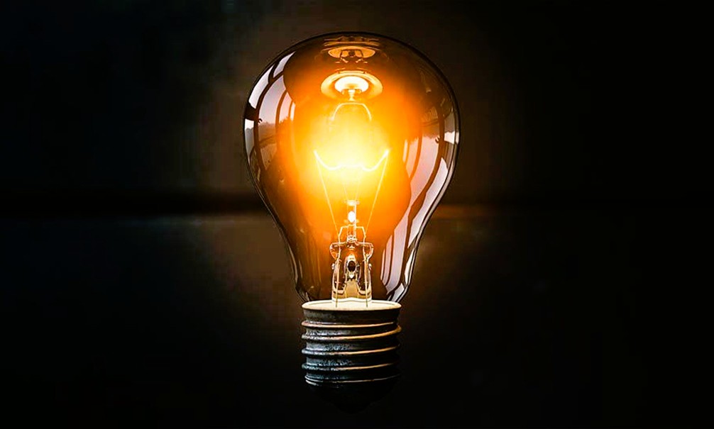 FMI examina la ENEE en crisis por déficit e' mora energética