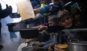 300 niños serán evacuados de Gaza