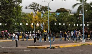 UNAH aplica prueba PHUMA a 12,955 aspirantes en jornada nacional