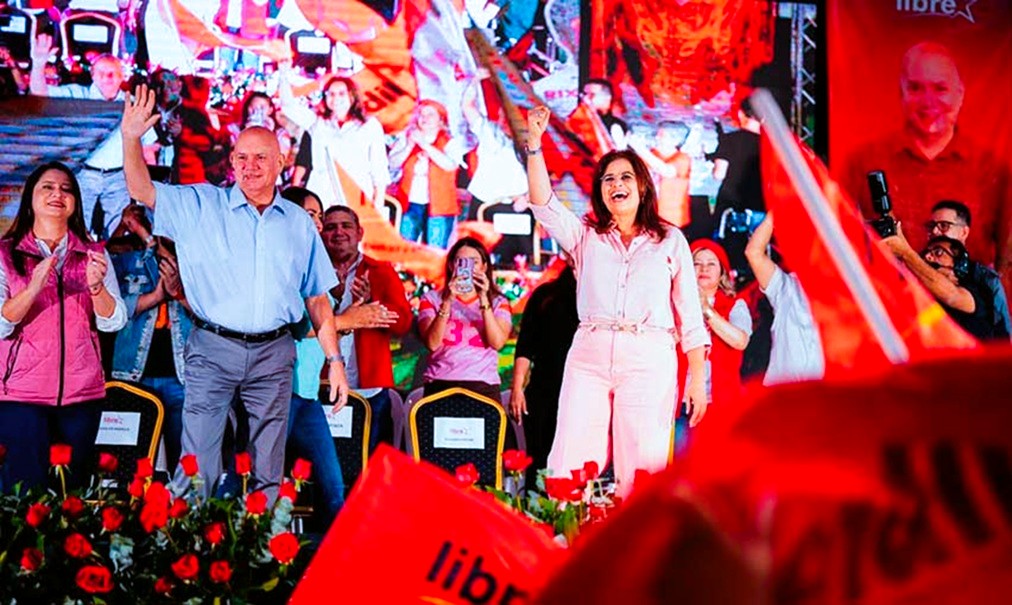 Rixi Moncada moviliza esperanza en Fesitranh