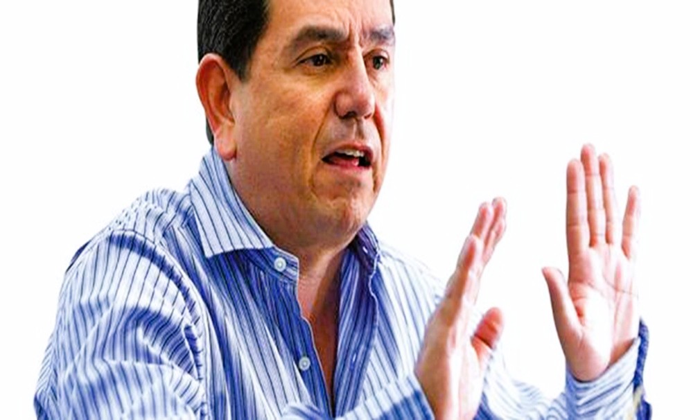 Toño Rivera: Comisión permanente actúa sin poder legal