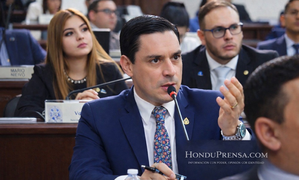 Iniciativa impulsa cirugías urgentes con red privada estatal