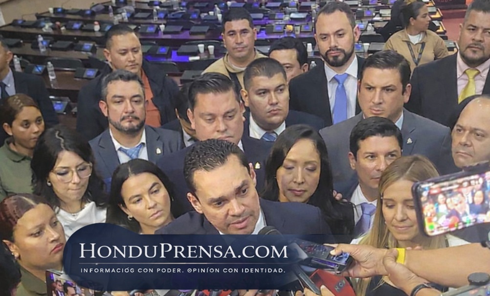 Tomás Zambrano toma timón del Congreso Nacional