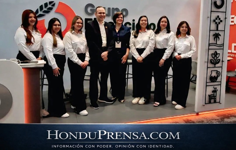 Coloca LOGO, mantén 100% original FOTO principal, sin modificar rostros