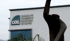 Feria laboral CCIC impulsa talento juvenil