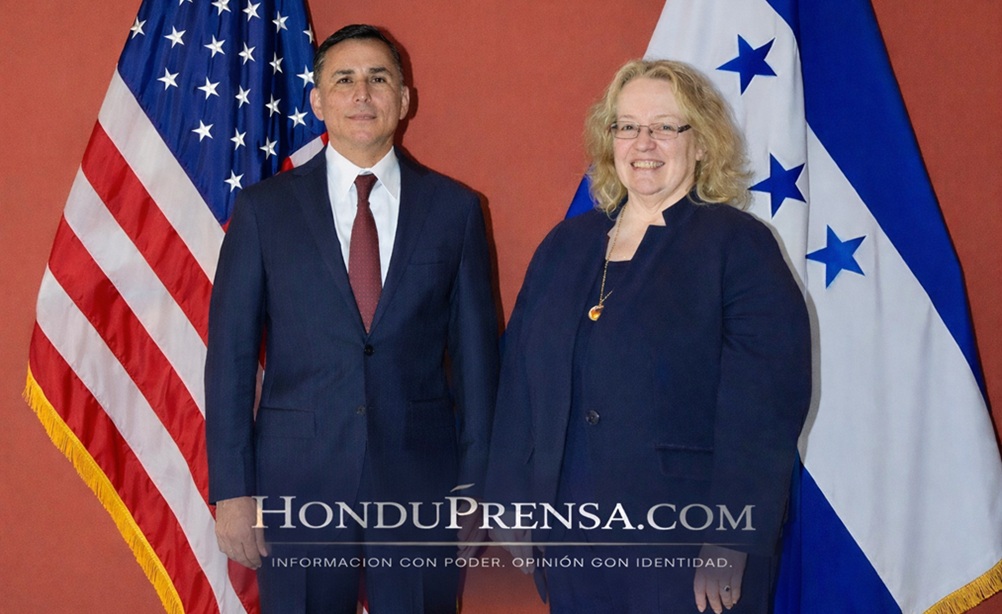 Defensa refuerza diálogo con EE.UU. por seguridad regional