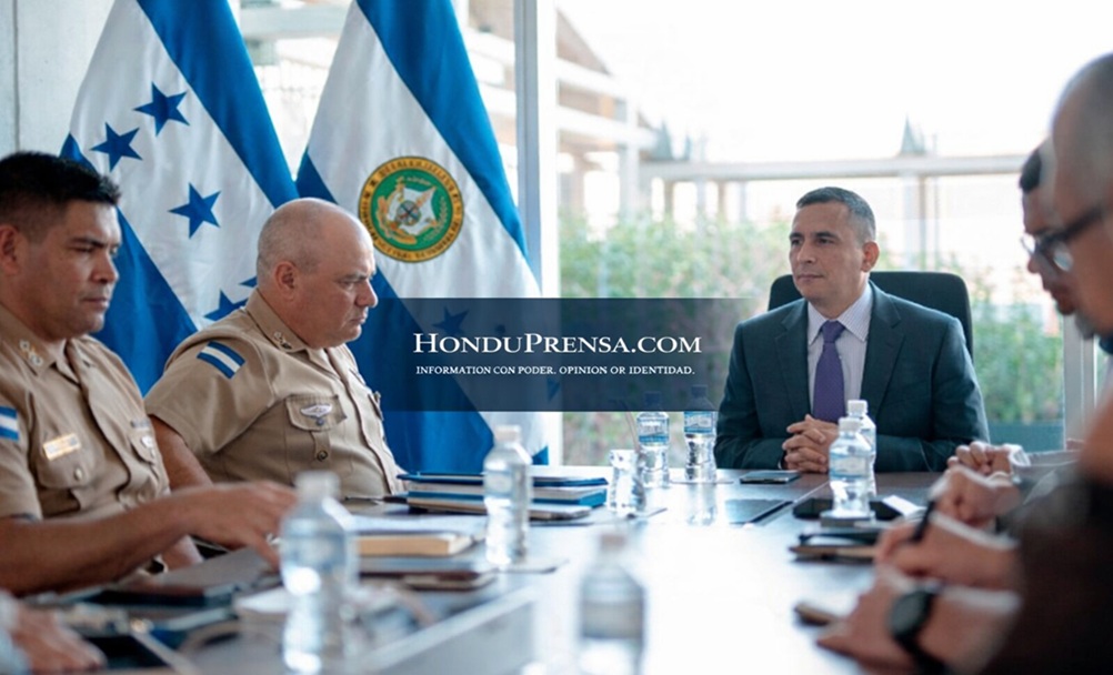 Defensa impulsa giro marítimo con plan de modernización