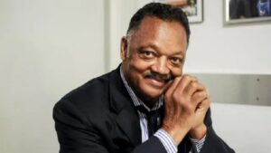 Fallece el reverendo Jesse Jackson, luchador por los derechos