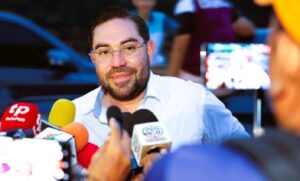 Empleados mantienen derechos y podrán demandar ante despidos, diputado Cálix