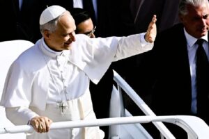 Vaticano anuncia los próximos viajes de León XIV