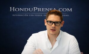 Rashid Mejía busca ley alivio fiscal para jóvenes–adultos mayores