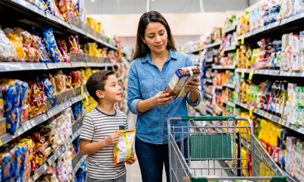 Supermercados La Colonia activa 20% cashback en compras escolares