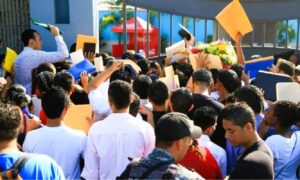 UNAH impulsa fuerte demanda laboral en feria de oportunidades profesionales