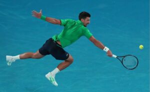 Djokovic sufrió, evitó el batacazo del día y se metió en octavos de Indian Wells