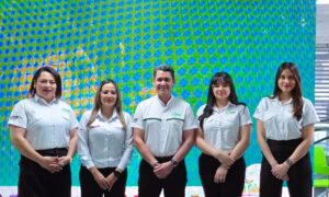 Supermercados La Colonia enciende tu verano junto a Motomundo