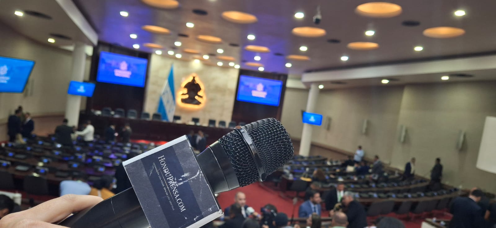 Pulso institucional sacude mapa electoral en Honduras